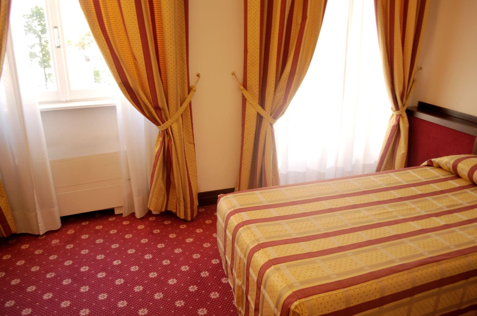 Hotel Excelsior San Marco Bergamo Exterior photo