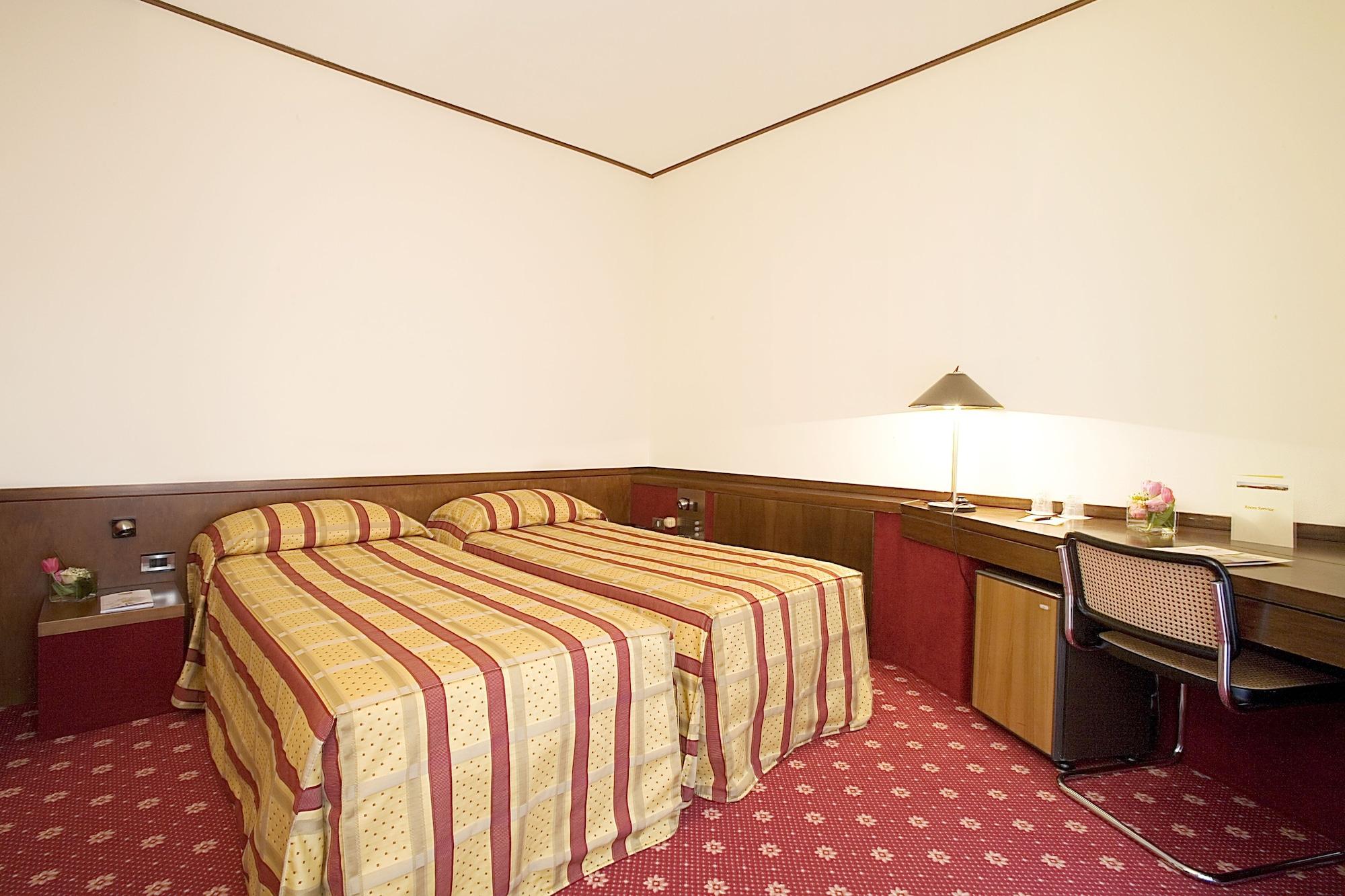 Hotel Excelsior San Marco Bergamo Exterior photo
